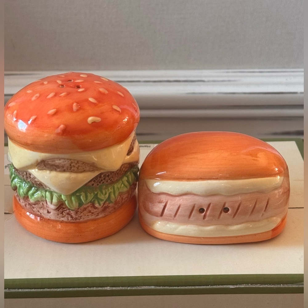Ceramic Cheeseburger and Hot Dog Salt And Pepper Shakers